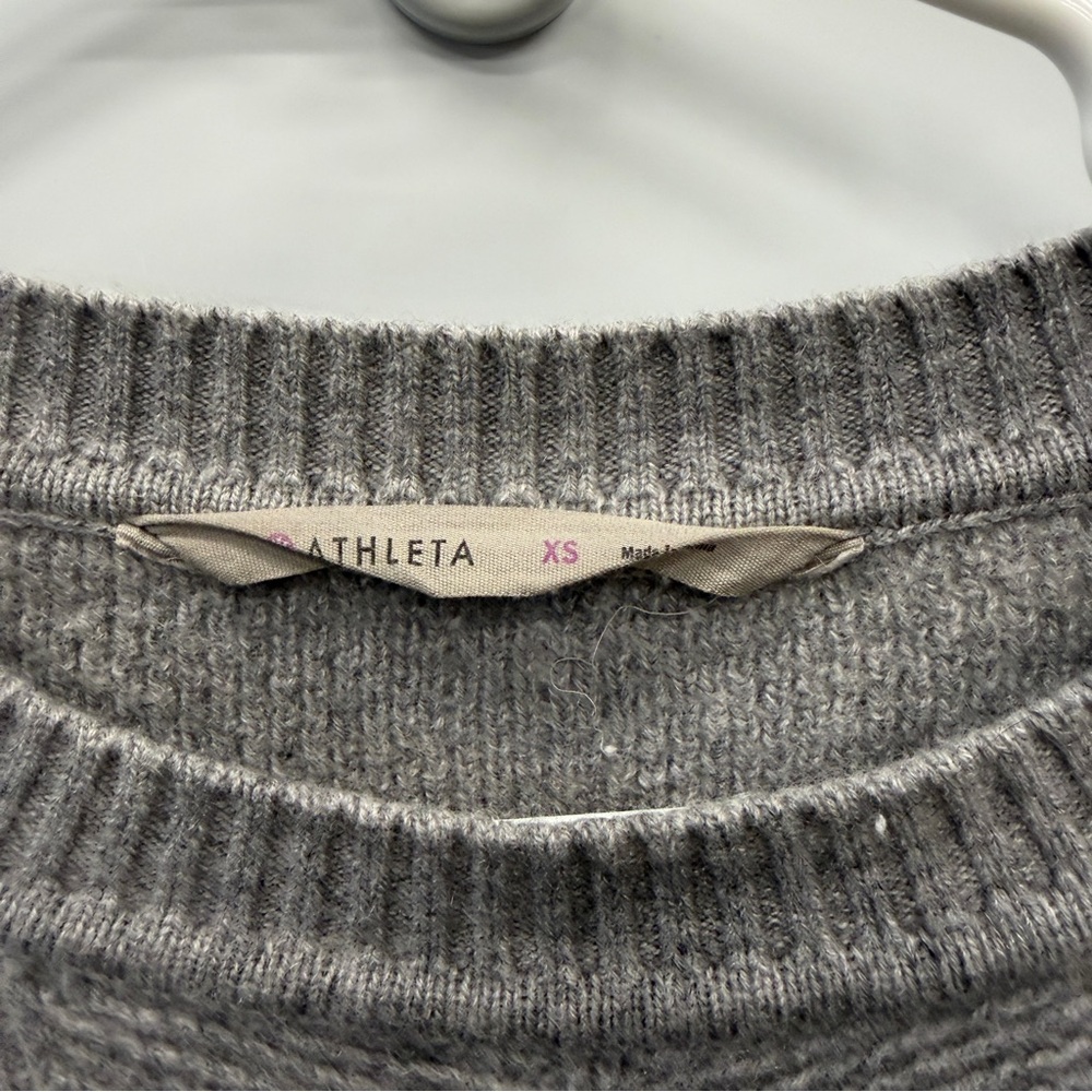 Athleta Wool Cashmere Sweater | Gray Textured Knit | Hi-Low Hem | XS - Picture 4 of 5